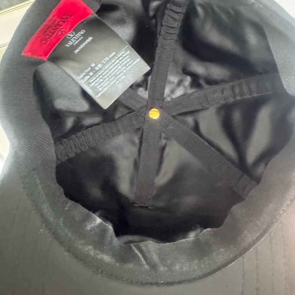 Valentino Garavani Black Cap with Gold Logo - Picture 8 of 11